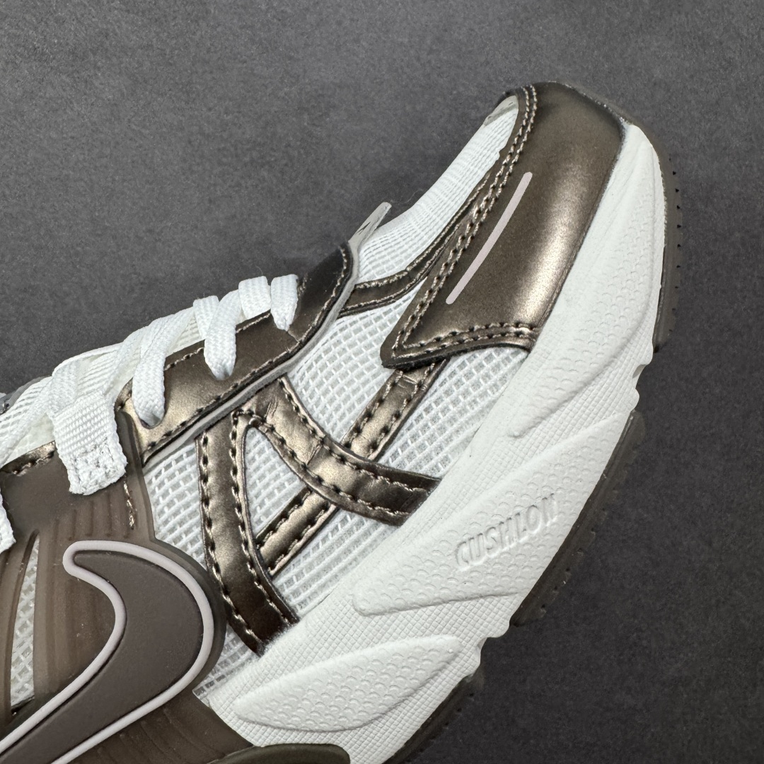 图片[5]-【公司级】NK V2k Runtekk 复古老爹鞋跑步鞋 HV6416-200 材质上使用大面积网眼 皮革 TPU 组成 支撑和透气性肯定不错 中底处由 Cushlon 泡绵打造 保证在压马路时可以提供优秀脚感 并通过一手做旧氧化效果突出复古感 中底造型很容易让大家联想到巴黎世家3XL 增高效果同样不能忽视 尺码：36-45-选品中心