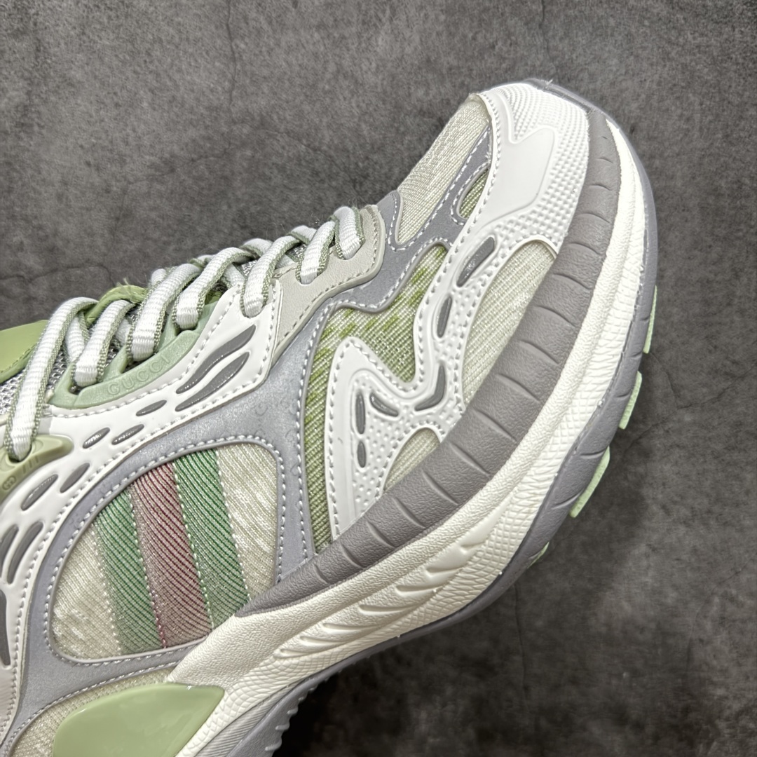 图片[6]-【广东纯原版本】GUCCI 古驰皮革圆头抽绳低帮生活休闲运动鞋 Gucci（古驰）是源于意大利的时装奢饰品牌，是全球奢侈品品牌之一。由古驰奥•古驰在1921年于意大利佛罗伦萨创办。古驰的严品包括时装、皮具、皮鞋、手表、领带、丝巾、香水、家居用品及宠物用品等，借由其独特的创意和革新，以及精湛的意大利工艺闻名于世。GUCCl品牌时装一向以高档、豪华、性感而闻名于世，以“身份与财富之象征”品牌形象成为富有上流社会的消费宠儿。古驰—-永恒而经典并深受明星们的青睐，品牌灵感源自演员，公主和名媛等杰出女性。 尺码：36 37 38 39 40 41 42 43 44 45-选品中心