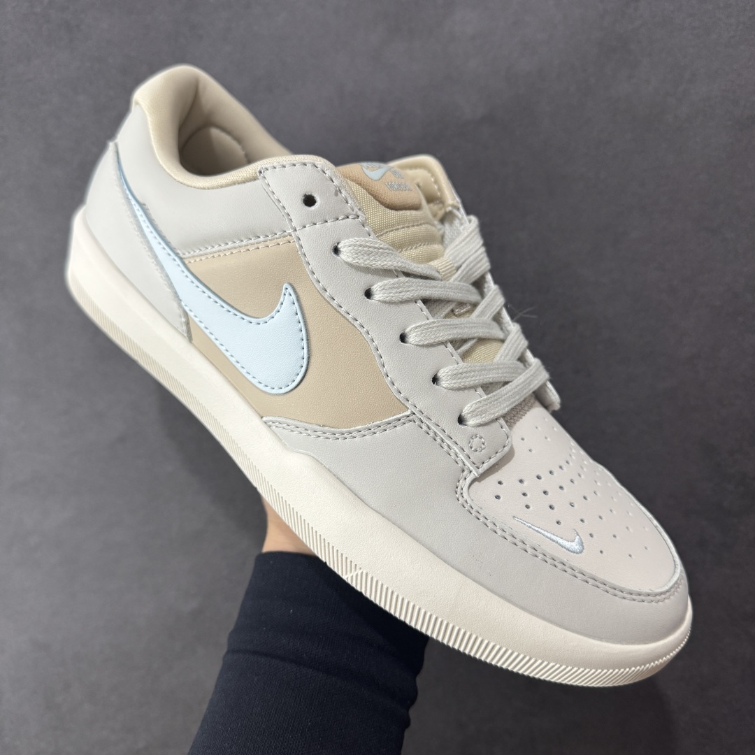 图片[3]-【纯原版】NK SB Force 58 Prml 空军58系列低帮休闲运动滑板板鞋 DV5476-003 市面最高版出货 区别市场通货便宜版本 质感细节 中底鞋垫都不一样 欢迎对比 鞋面由帆布和麂皮拼接 层次感丰富 搭配硫化外底 耐磨耐穿 鞋舌及中底后跟处饰有SB Logo 表明鞋款身份 采用包边设计 经久耐穿 硫化结构则有效提升灵活性 穿上这款全新推出的创意力作 助你耀动街头 尺码：35.5 36 36.5 37.5 38 38.5 39 40 40.5 41 42 42.5 43 44 45-选品中心