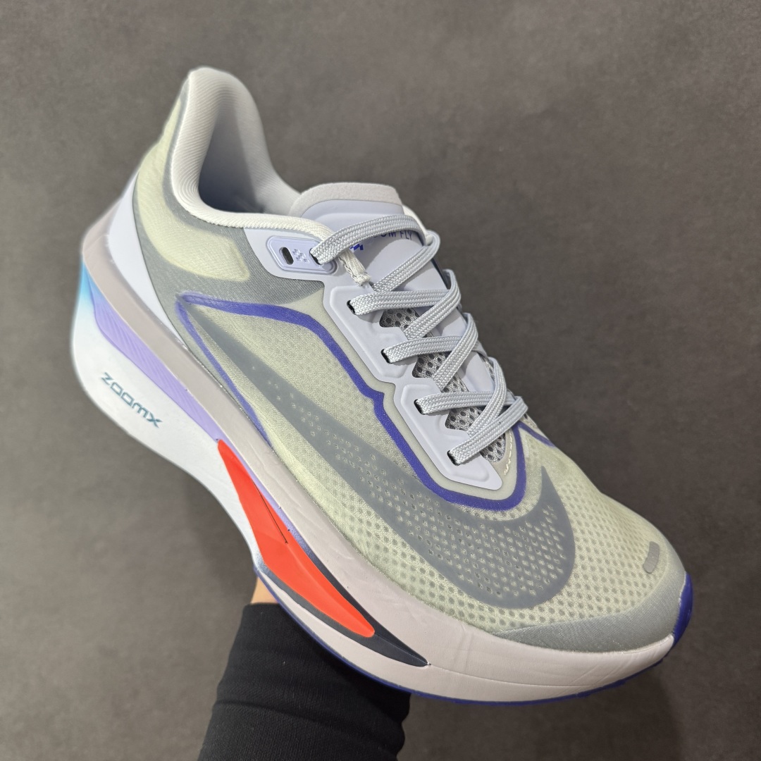 图片[3]-【公司级】Nk Zoom Rival Fly 4 耐克超弹轻盈跑步鞋 FN8454-002  #鞋款搭载 Flyknit 材料 打造出众弹性 易于穿脱。采用React技术 轻盈耐穿泡绵打造,铸就出众回弹的顺畅迈步体验。  尺码：39 40 40.5 41 42 42.5 43 44 44.5 45-选品中心