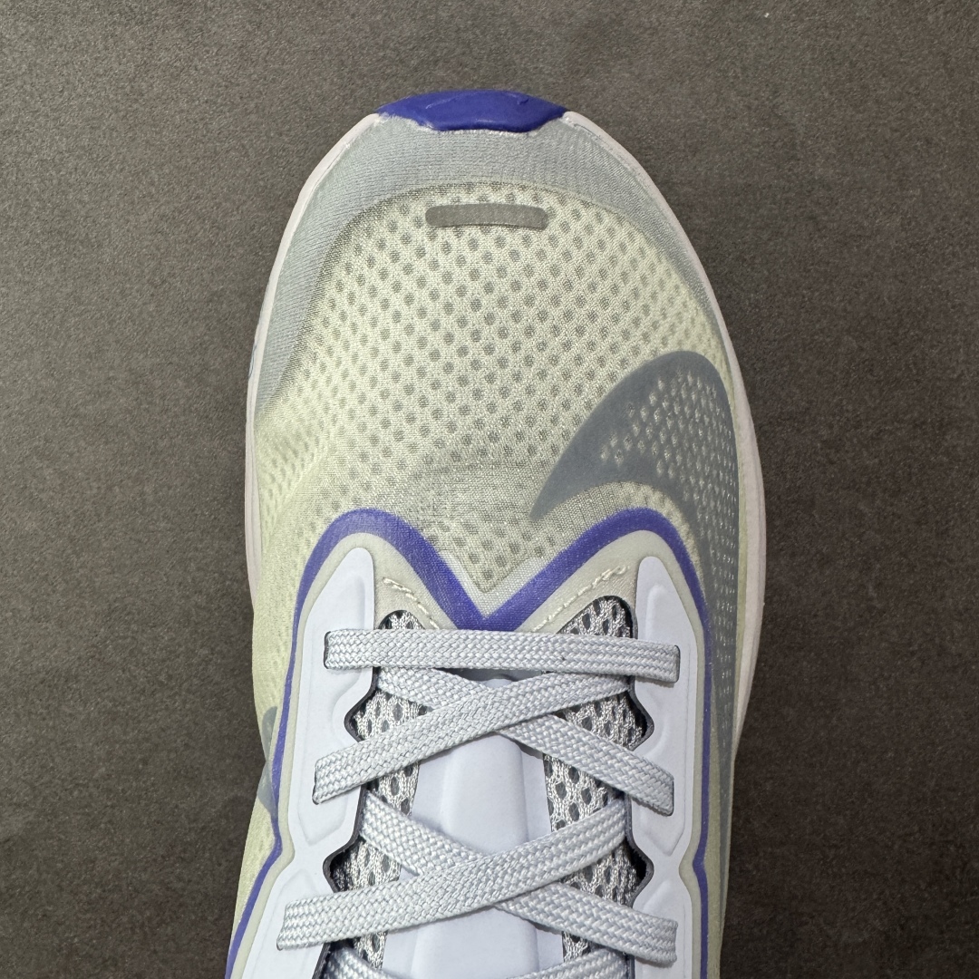 图片[8]-【公司级】Nk Zoom Rival Fly 4 耐克超弹轻盈跑步鞋 FN8454-002  #鞋款搭载 Flyknit 材料 打造出众弹性 易于穿脱。采用React技术 轻盈耐穿泡绵打造,铸就出众回弹的顺畅迈步体验。  尺码：39 40 40.5 41 42 42.5 43 44 44.5 45-选品中心