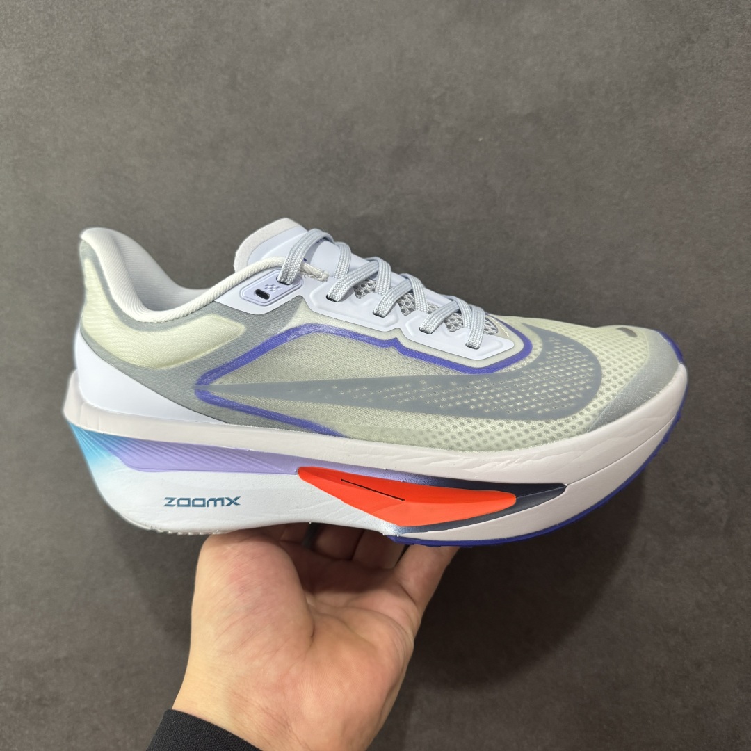【公司级】Nk Zoom Rival Fly 4 耐克超弹轻盈跑步鞋 FN8454-002  #鞋款搭载 Flyknit 材料 打造出众弹性 易于穿脱。采用React技术 轻盈耐穿泡绵打造,铸就出众回弹的顺畅迈步体验。  尺码：39 40 40.5 41 42 42.5 43 44 44.5 45-选品中心