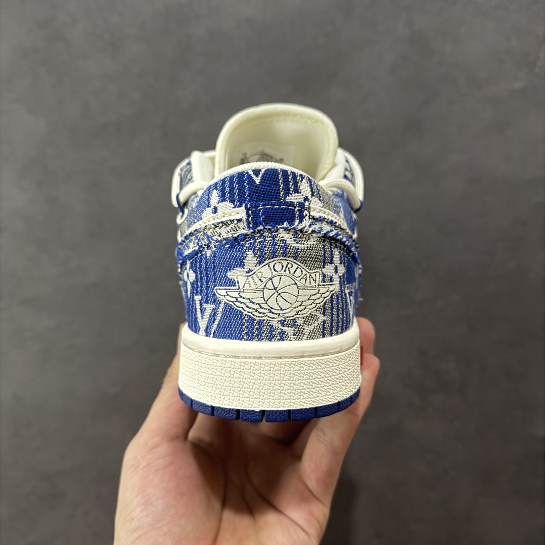 图片[4]-【定制版】Air Jordan 1 Low AJ1 乔1 LV联名 蓝花布抽绳 高端定制 低帮复古篮球鞋 YX5066-373  #定制鞋盒 大厂纯原品质出货 超高清洁度 皮料切割干净无任何毛边 细节完美  尺码：36 36.5 37.5 38 38.5 39 40 40.5 41 42 42.5 43 44 44.5 45-选品中心