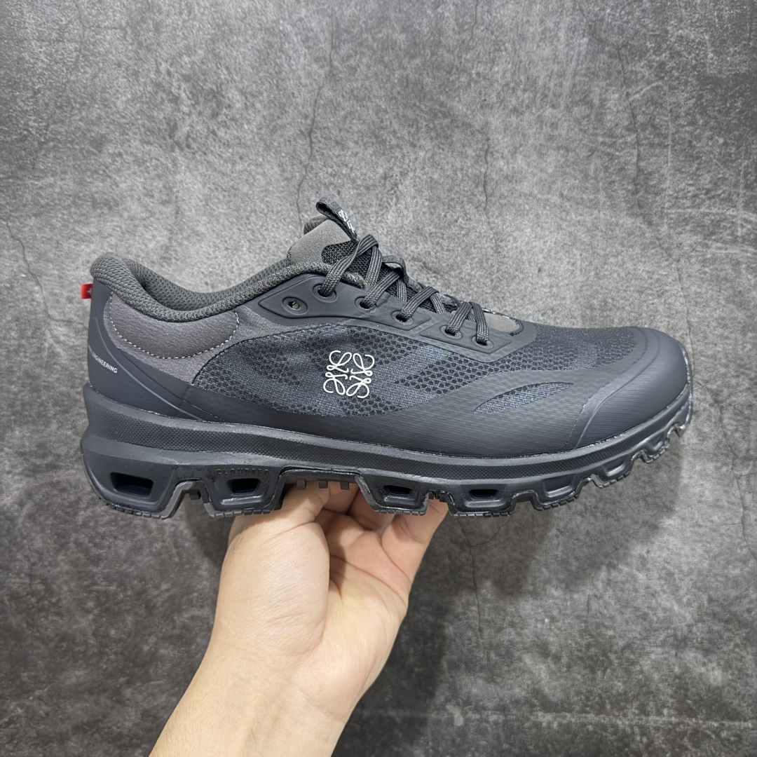 【PZ版本】On昂跑 x LOEWE罗意威 Cloudventure 织物 跑步 户外轻便百搭系带 减震 低帮 运动休闲鞋 采用工程飞织网布组合再生聚酯纤维鞋面材质搭载独家隐藏速度中板 镂空CloudTec科技 泡棉缓震中底 黑科技跑出圈的时尚运动新宠 尺码:36 37 38 39 40 41 42 43 44 45-选品中心