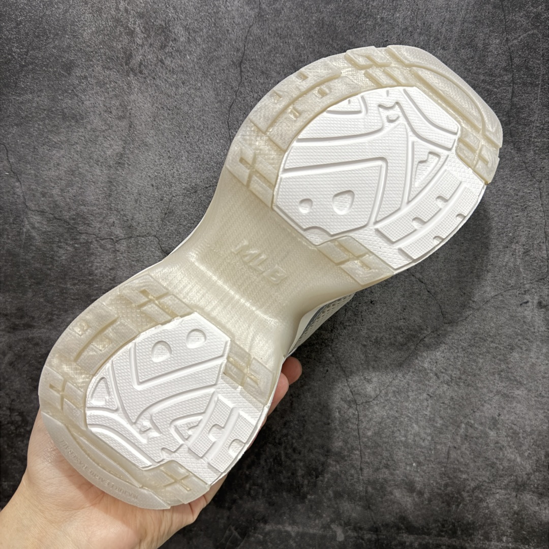 图片[9]-【纯原版】MLB Winner Chunky 25新款 NY百搭舒适休闲潮流运动厚底增高 防滑耐磨 低帮 老爹鞋白粉色 潮流厚底时尚街头赛博老爹鞋 MLB官方同步出货 虞书欣等众多潮流明星同款 高弹双层MD大底 原楦原档案数据开发版型（完美鞋头弧度/后套收口效果🆚市面文案版本‼️） 原厂立体填充鞋舌海绵 中底注胶孔原数据开发模具大底原厂转印标市面上唯一纯原版本 原材料打造 内增高6cm 原厂1：1模具开发 原厂进口纳米材质 原厂 全套手提袋 原盒雷射防伪标包装 天猫订单品质 官网尺码：35 36 36.5 37.5 38 38.5 39 40-选品中心