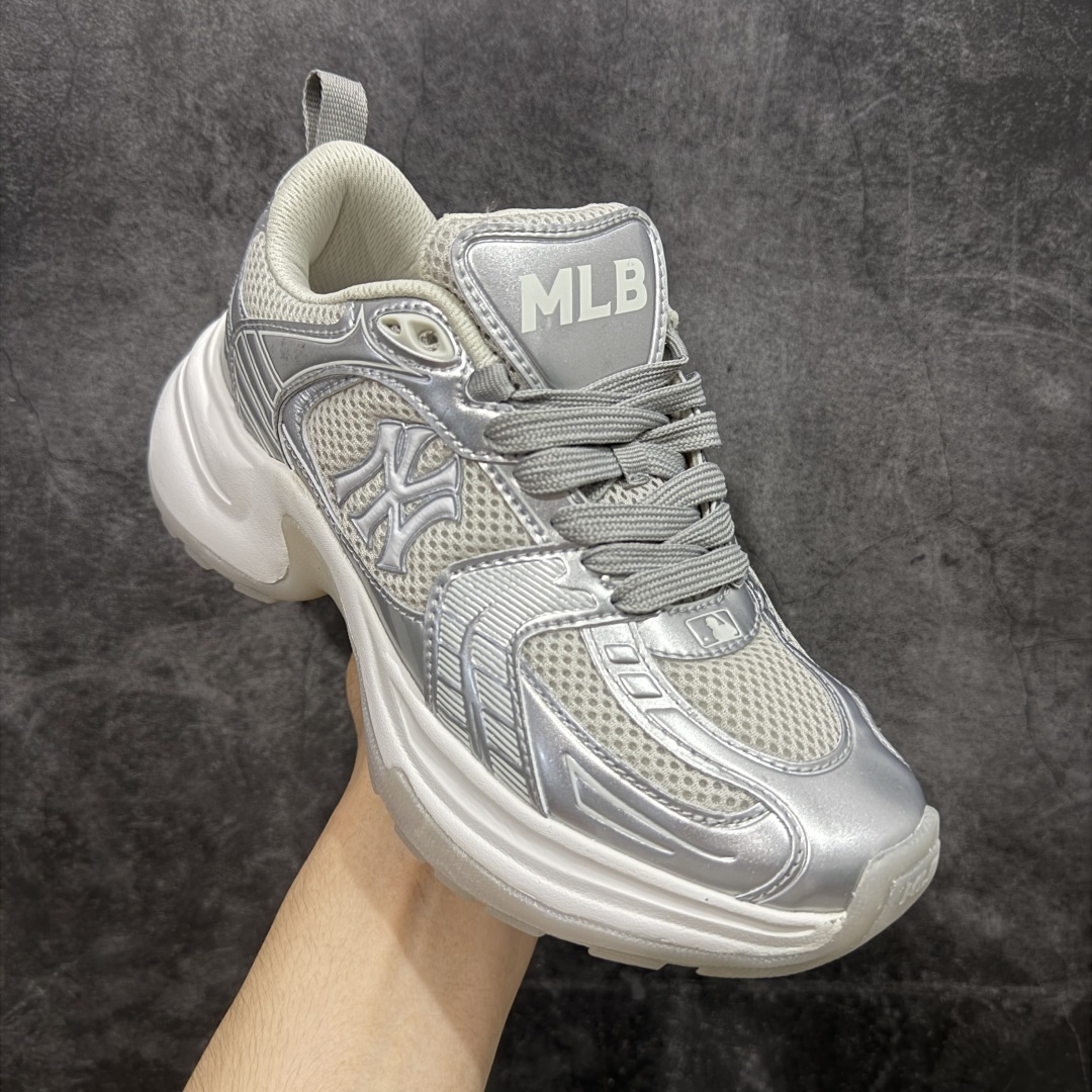 图片[3]-【纯原版】MLB Winner Chunky 25新款 NY百搭舒适休闲潮流运动厚底增高 防滑耐磨 低帮 老爹鞋白粉色 潮流厚底时尚街头赛博老爹鞋 MLB官方同步出货 虞书欣等众多潮流明星同款 高弹双层MD大底 原楦原档案数据开发版型（完美鞋头弧度/后套收口效果🆚市面文案版本‼️） 原厂立体填充鞋舌海绵 中底注胶孔原数据开发模具大底原厂转印标市面上唯一纯原版本 原材料打造 内增高6cm 原厂1：1模具开发 原厂进口纳米材质 原厂 全套手提袋 原盒雷射防伪标包装 天猫订单品质 官网尺码：35 36 36.5 37.5 38 38.5 39 40-选品中心