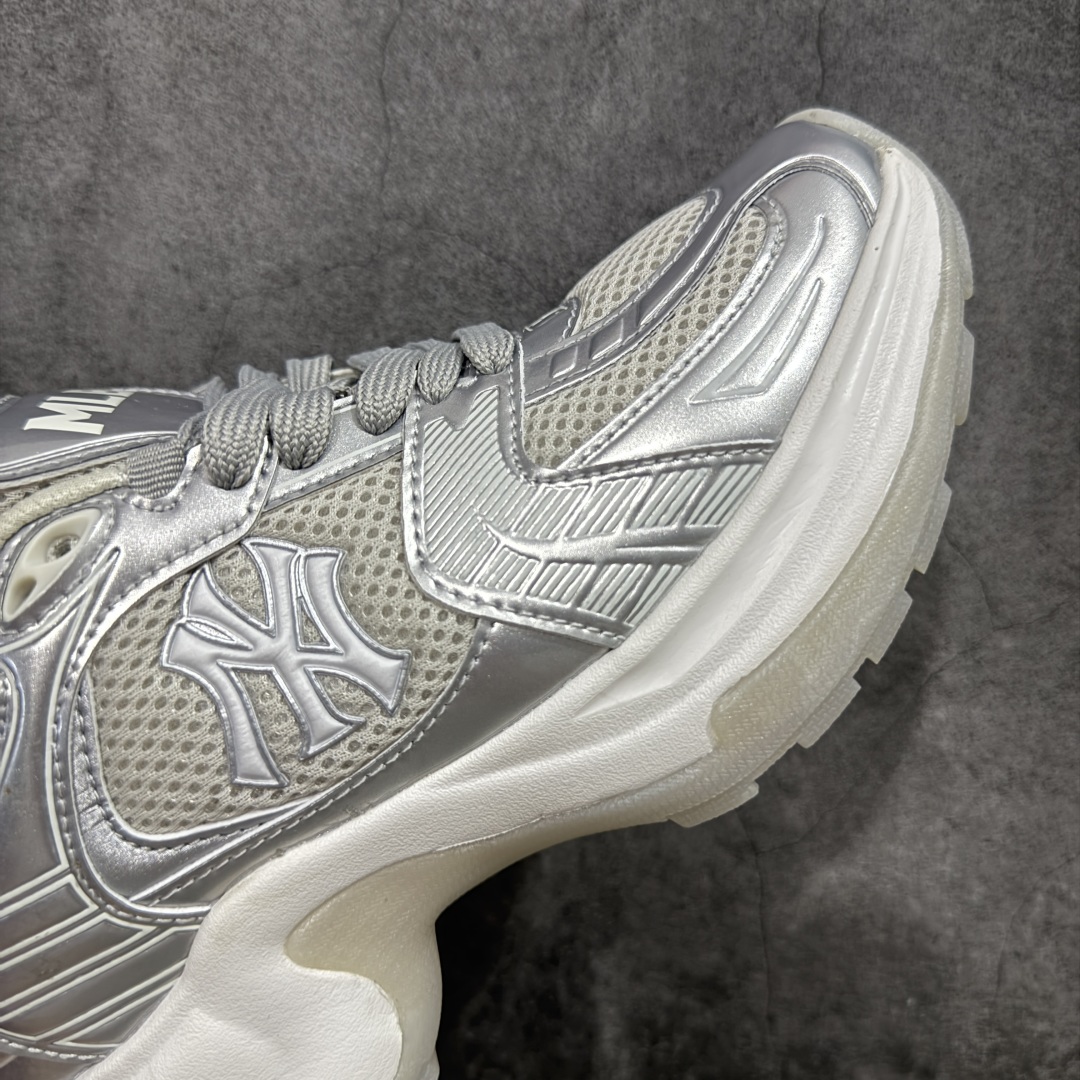 图片[6]-【纯原版】MLB Winner Chunky 25新款 NY百搭舒适休闲潮流运动厚底增高 防滑耐磨 低帮 老爹鞋白粉色 潮流厚底时尚街头赛博老爹鞋 MLB官方同步出货 虞书欣等众多潮流明星同款 高弹双层MD大底 原楦原档案数据开发版型（完美鞋头弧度/后套收口效果🆚市面文案版本‼️） 原厂立体填充鞋舌海绵 中底注胶孔原数据开发模具大底原厂转印标市面上唯一纯原版本 原材料打造 内增高6cm 原厂1：1模具开发 原厂进口纳米材质 原厂 全套手提袋 原盒雷射防伪标包装 天猫订单品质 官网尺码：35 36 36.5 37.5 38 38.5 39 40-选品中心