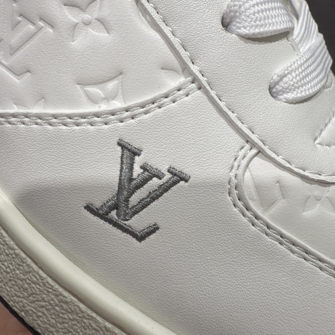 图片[4]-【海淘代购版】Louis Vuitton LV 路易威登 Rivoli 低帮休闲板鞋 海淘代购同渠道品质 高端零售 外贸充正专供 原版购入开发 ZP级全套包装 完美楦型 正确卡色 大底TPU 质感媲美原版 细节与原版一致 请注意区分市面通货材 尺码：38 39 40 41 42 43 44 45 46-选品中心