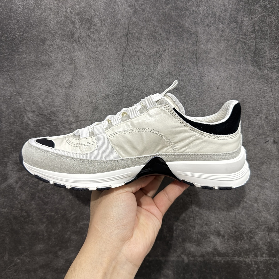 图片[2]-【广东纯原版本】Chanel 25a小厚底运动鞋 非常舒服的一款鞋子，搭配长袜短袜都可以 很轻，小羊皮面也容易打理 鞋面：进口羊皮 内里网都是进口定制，很贴肤 独家私模大底 尺码：35 36 37 38 39 40-选品中心