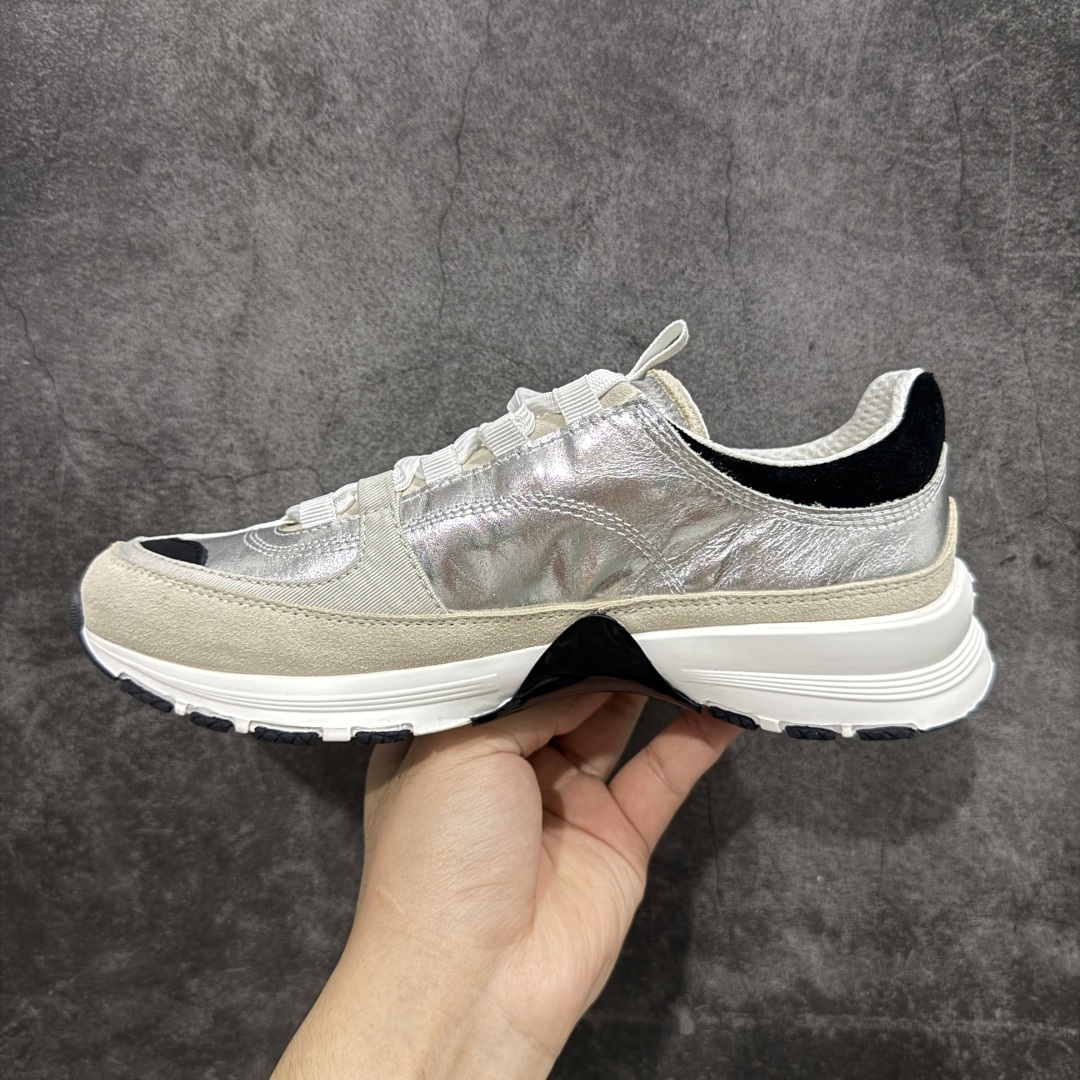 图片[2]-【广东纯原版本】Chanel 25a小厚底运动鞋 非常舒服的一款鞋子，搭配长袜短袜都可以 很轻，小羊皮面也容易打理 鞋面：进口羊皮 内里网都是进口定制，很贴肤 独家私模大底 尺码：35 36 37 38 39 40-选品中心