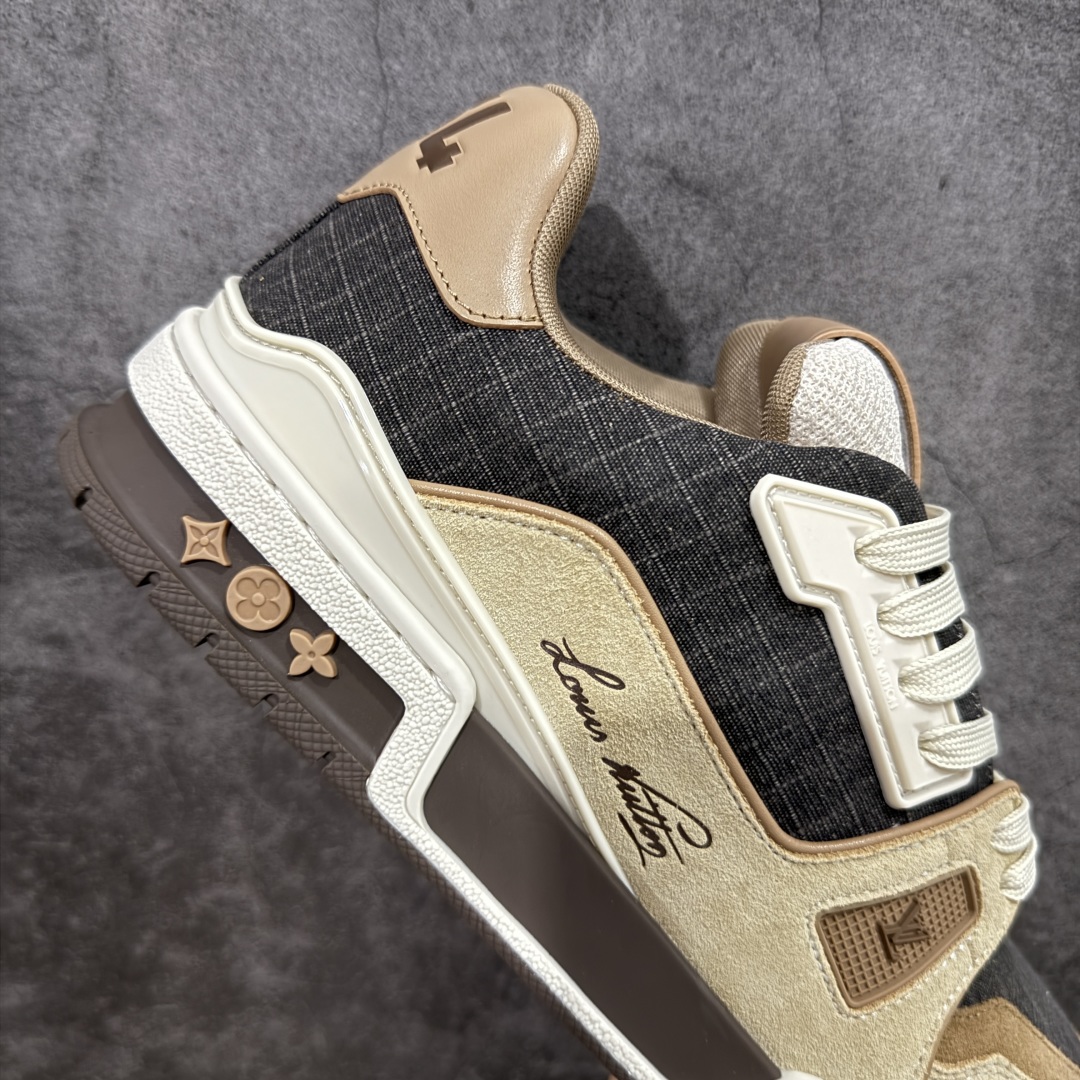 图片[7]-【佛山顶级超A版】Louis Vuitton LV Trainer系列 黑棕 巧克力威化 仓库现货 当天可取 私人订单 专柜混卖零售专供 所有配色均为购买原版复刻 整体版型 皮料 市场独一无二 后跟版型都可以自行对比[机智]吊打市场所有货 怒甩十条街，欢迎拿市场各大工厂的货来对比！ 鞋舌烫金超正 压印程度秒杀市面90%以上的高端货 新配色陆续开发出货 尺码：39-45-选品中心