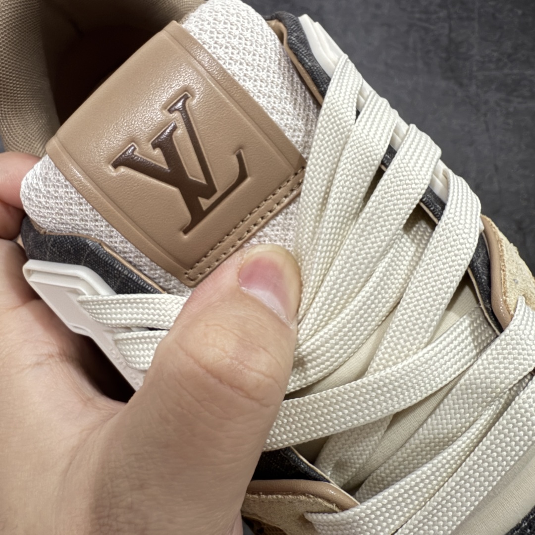 图片[6]-【佛山顶级超A版】Louis Vuitton LV Trainer系列 黑棕 巧克力威化 仓库现货 当天可取 私人订单 专柜混卖零售专供 所有配色均为购买原版复刻 整体版型 皮料 市场独一无二 后跟版型都可以自行对比[机智]吊打市场所有货 怒甩十条街，欢迎拿市场各大工厂的货来对比！ 鞋舌烫金超正 压印程度秒杀市面90%以上的高端货 新配色陆续开发出货 尺码：39-45-选品中心