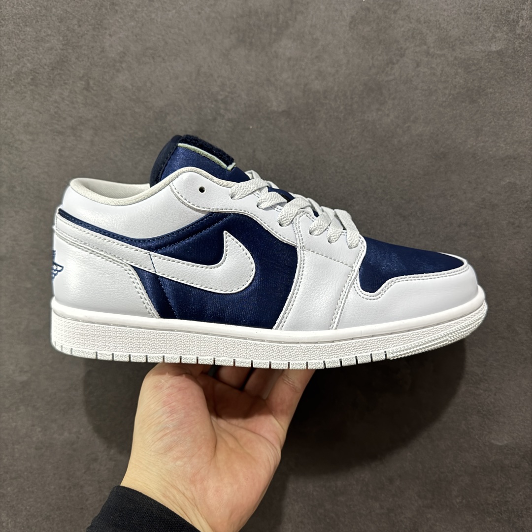 【K版】Air Jordan AJ1 Low 低帮 灰蓝FZ8778-044 全新流水线出品 市场第二梯队最强版 全部原鞋开发 原楦原纸板开发 全鞋电脑针车 原厂内置全掌气垫 原盒内在原标 唯一Zp原版鞋带绑法 免检产品 全新2022版型 全头层皮料 完美零毛边处理 原厂配置全掌气垫 价格定位良心 新配色陆续出货 尺码：36 36.5 37.5 38 38.5 39 40 40.5 41 42 42.5 43 44 44.5 45-选品中心