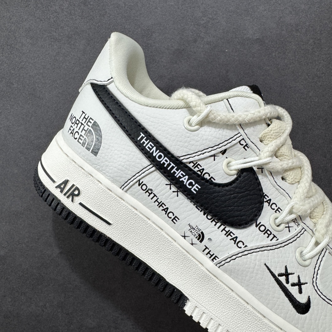 图片[6]-【定制版】Nike Air Force 1 Low 07 x Balenciaga 白黑绑带小钩原楦头原纸板 打造纯正低帮空军版型专注外贸渠道 全掌内置蜂窝气垫 原盒配件 原厂中底钢印、拉帮完美 货号：AM1588 012 尺码：36-45（半）-选品中心