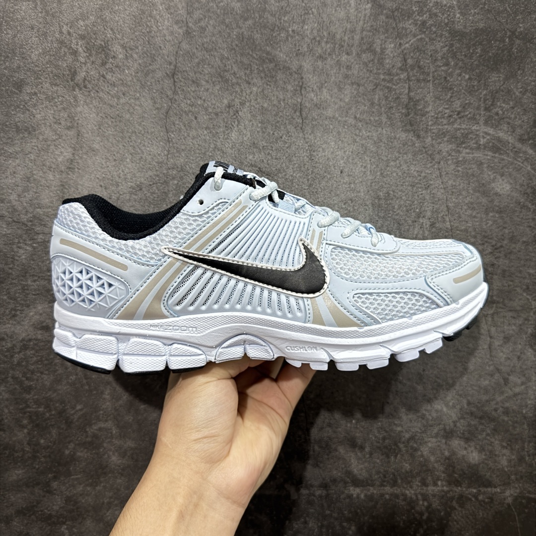  
【纯原】NK Zoom Vomero 5 
佛莫罗5代系列经典复古运动慢跑鞋 青色 FJ2028-4