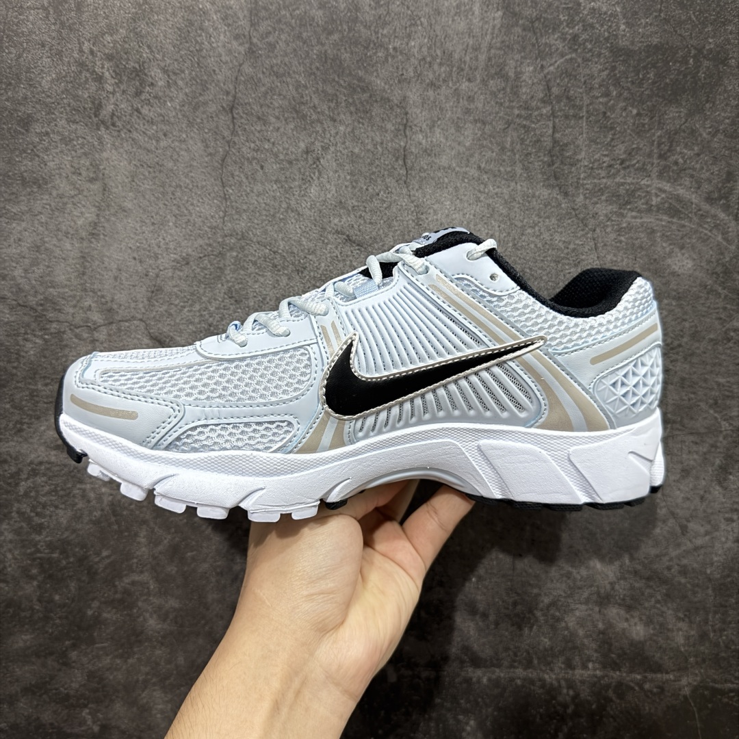 
【纯原】NK Zoom Vomero 5 
佛莫罗5代系列经典复古运动慢跑鞋 青色 FJ2028-4