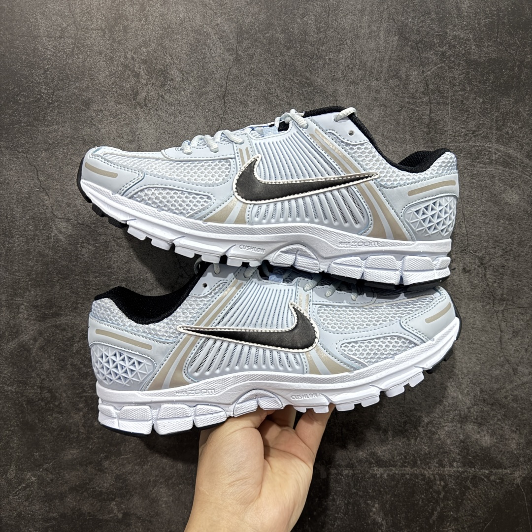  
【纯原】NK Zoom Vomero 5 
佛莫罗5代系列经典复古运动慢跑鞋 青色 FJ2028-4