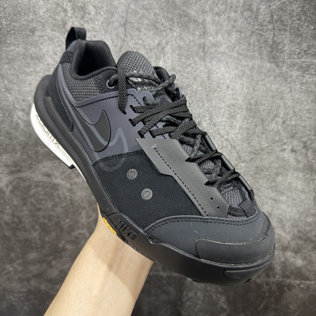 图片[3]-【纯原神版】Sacai x Nike Zegamadome SP 联名款 机能风休闲运动鞋 HQ8618-001 原楦原纸板 同步原厂生产工艺流程 网纱、皮料、swhoosh材料百分百原厂匹配 支持全方位对比发售原鞋 原厂纸板开发 双钩距离精准对位 鞋头包边宽度一致 吊打一切市面纯原版本 原盒配件齐全 纸板中底钢印齐全 原厂钢印墨水 尺码：36 36.5 37.5 38 38.5 39 40 40.5 41 42 42.5 43 44 44.5 45 46 编码： DZD300320-选品中心