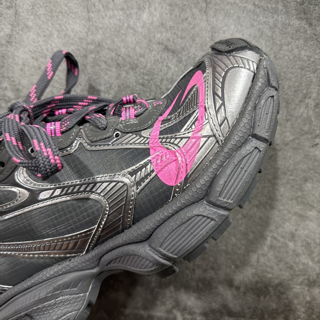 图片[6]-【XA版本】BALENCIAGA 3XL Sneakers 巴黎世家十代网布系带低帮走秀复古老爹鞋 全套原纸板楦头开发 最原汁原味的灵魂版型 全鞋荧光划线卡点 胶水把控整洁度追求极致完美 每一双都是工艺品 多重QC质检 超越公司货的品控标准 实实在在的免检产品 原盒原配 正确字体电绣 粗细、位置、大小正确 侧边TPU 透气孔匹配意产原版 正确分离大底 TPU软底 原版一致大底LOGO 立体感十足 原厂皮料水洗做旧 采购原厂网纱 不含皮革 网布材料和聚氨酯 磨损效果 鞋头边缘和后帮 Balenciaga 徽标 鞋面和后跟凸印尺码 鞋舌 3XL 橡胶品牌标识和反光细节 鞋帮拉袢和鞋舌拉祥 配反光细节 备用鞋带在鞋履前侧 可在穿着前取下 便于不同造型搭配 偏大一码 尺码：35-46-选品中心