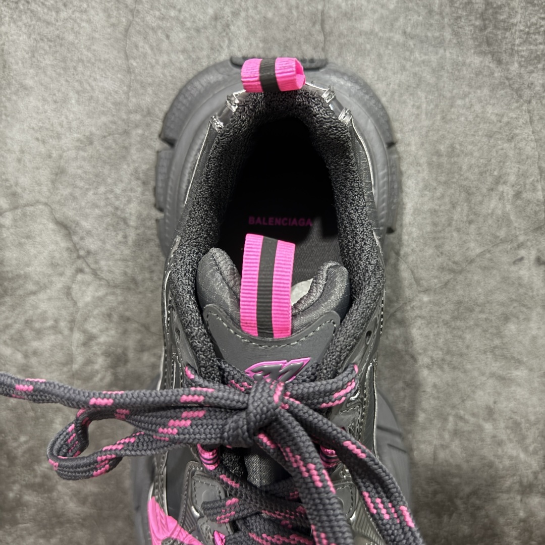 图片[8]-【XA版本】BALENCIAGA 3XL Sneakers 巴黎世家十代网布系带低帮走秀复古老爹鞋 全套原纸板楦头开发 最原汁原味的灵魂版型 全鞋荧光划线卡点 胶水把控整洁度追求极致完美 每一双都是工艺品 多重QC质检 超越公司货的品控标准 实实在在的免检产品 原盒原配 正确字体电绣 粗细、位置、大小正确 侧边TPU 透气孔匹配意产原版 正确分离大底 TPU软底 原版一致大底LOGO 立体感十足 原厂皮料水洗做旧 采购原厂网纱 不含皮革 网布材料和聚氨酯 磨损效果 鞋头边缘和后帮 Balenciaga 徽标 鞋面和后跟凸印尺码 鞋舌 3XL 橡胶品牌标识和反光细节 鞋帮拉袢和鞋舌拉祥 配反光细节 备用鞋带在鞋履前侧 可在穿着前取下 便于不同造型搭配 偏大一码 尺码：35-46-选品中心