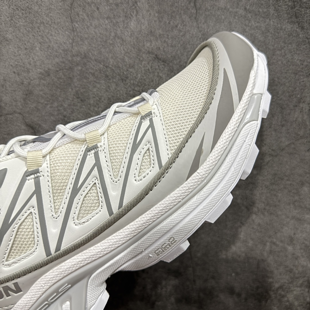 图片[6]-【PZ纯原】SALOMON XT-6 Expanse 萨洛蒙潮流越野机能户外功能鞋 白色 417414 全新版本出货 好货不怕晚 品质 细节 材料都是肉眼可以见！ 售前售后也是其它工厂无法匹敌！ 纯原外贸平台特供订单 耗时半年巨作 全套原纸板楦头开发 原厂特供网布配套加持 确保原汁原味 完美呈现版型 原档数据独家私模五层组合大底 原装Ortholite轻量化鞋垫 中底布带钢印编号 原厂TPU锁扣 进口港宝加持 后跟自然饱满 还原公司包裹性 鞋面以“锯齿”状的包裹系统呈现 在基色底之下加入了各种色点缀 将公司的最新技术和时尚前卫的造型融入耐用的长跑款式中 鞋面由 TPU 薄膜制成 并焊接在高耐磨网眼上 使其既时尚又坚固 由 ACS底盘支撑 可增强稳定性和支撑力 以及由橡胶凸耳 Contragrip外底覆盖的 EVA 缓冲中底 旨在应对崎岖的地形 鞋舌上的彩色Salomon 标签、Quicklace 系统以及鞋头、鞋舌和鞋跟上的附加品牌使细节更加完美 让穿着者可以轻松驾驭户外与通勤下的任何运动生活场景 无缝鞋身户外随意纵横 颜值与脚感兼备 出街通勤 绝对非常吸睛 你值得拥有 尺码：36 36.5 37.5 38 38.5 39 40 40.5 41 42 42.5 43 44 44.5 45-选品中心