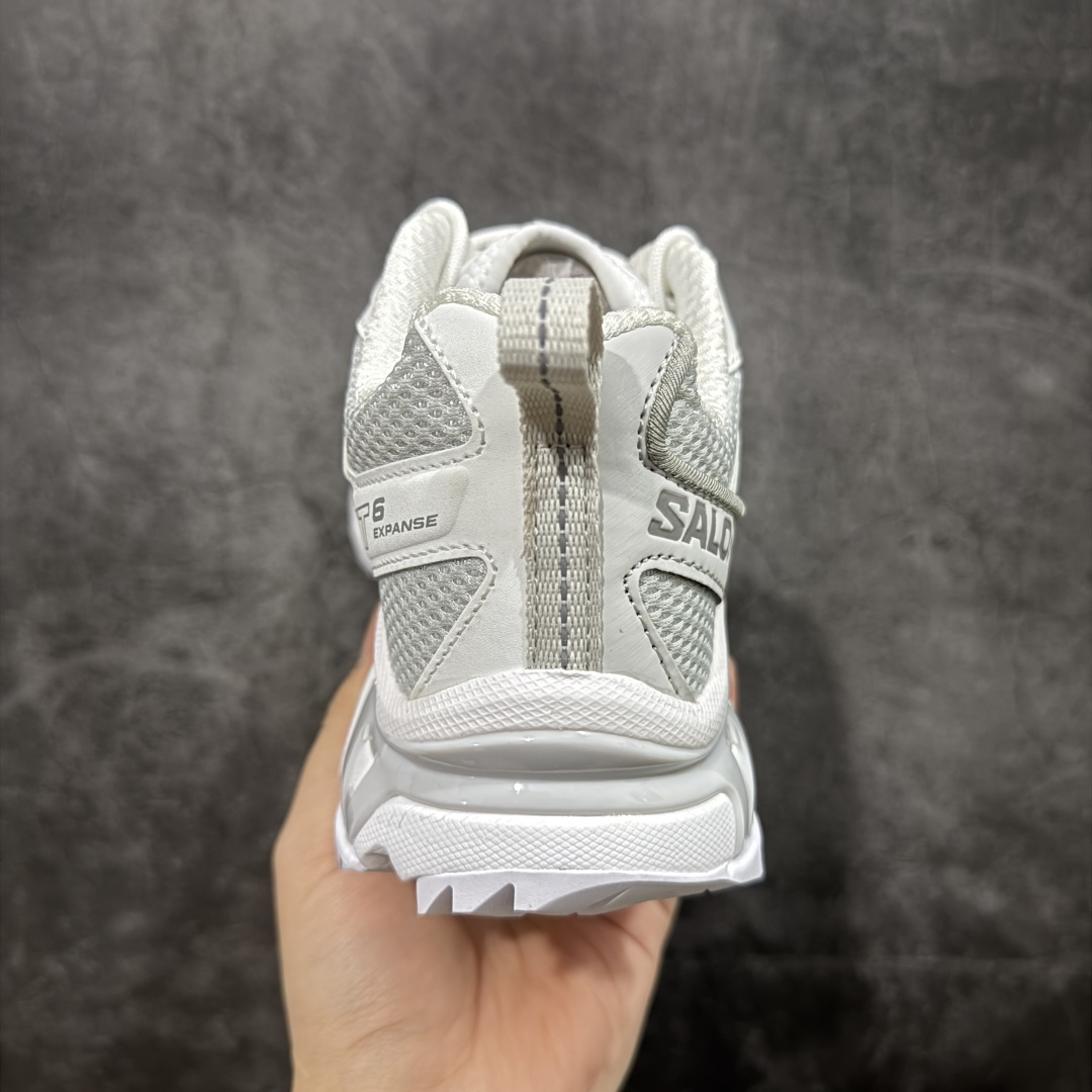 图片[4]-【PZ纯原】SALOMON XT-6 Expanse 萨洛蒙潮流越野机能户外功能鞋 白色 417414 全新版本出货 好货不怕晚 品质 细节 材料都是肉眼可以见！ 售前售后也是其它工厂无法匹敌！ 纯原外贸平台特供订单 耗时半年巨作 全套原纸板楦头开发 原厂特供网布配套加持 确保原汁原味 完美呈现版型 原档数据独家私模五层组合大底 原装Ortholite轻量化鞋垫 中底布带钢印编号 原厂TPU锁扣 进口港宝加持 后跟自然饱满 还原公司包裹性 鞋面以“锯齿”状的包裹系统呈现 在基色底之下加入了各种色点缀 将公司的最新技术和时尚前卫的造型融入耐用的长跑款式中 鞋面由 TPU 薄膜制成 并焊接在高耐磨网眼上 使其既时尚又坚固 由 ACS底盘支撑 可增强稳定性和支撑力 以及由橡胶凸耳 Contragrip外底覆盖的 EVA 缓冲中底 旨在应对崎岖的地形 鞋舌上的彩色Salomon 标签、Quicklace 系统以及鞋头、鞋舌和鞋跟上的附加品牌使细节更加完美 让穿着者可以轻松驾驭户外与通勤下的任何运动生活场景 无缝鞋身户外随意纵横 颜值与脚感兼备 出街通勤 绝对非常吸睛 你值得拥有 尺码：36 36.5 37.5 38 38.5 39 40 40.5 41 42 42.5 43 44 44.5 45-选品中心