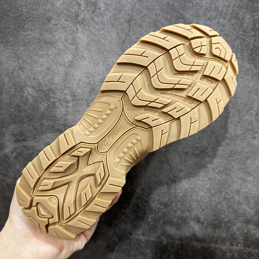 图片[9]-【W1版本】Salomon XT-QUEST ADV 萨洛蒙 时尚 舒适减震防滑耐磨 低帮跑步鞋 男女同款 477811 纯原外贸平台特供订单 耗时半年巨作 全套原纸板楦头开发 原厂特供网布配套加持 确保原汁原味 完美呈现版型 原档数据独家私模五层组合大底 男女鞋同步官方 原装Ortholite轻量化鞋垫 中底布带钢印编号 原厂TPU锁扣 进口港宝加持 后跟自然饱满 还原公司包裹性 基于 SALOMON 初代 XT 鞋身造型并搭载 4D ADVANCED CHASSIS™ 大底打造而成 为这款 XT-QUEST 带来了多项足部控制与保护等功能性 如在运动过程中控制左右晃动的过程而提高稳定性、改善长途越野过程中足中到足尖的过渡、提高感知岩石的精确度以抵抗尖锐物体对脚底的伤害以及采用动态缓冲来增强穿着舒适感 从而减轻疲劳感 使 XT-QUEST 成为一双舒适且安全的户外之履 尺码：36 36.5 37.5 38 38.5 39 40 40.5 41 42 42.5 43 44 44.5 45-选品中心