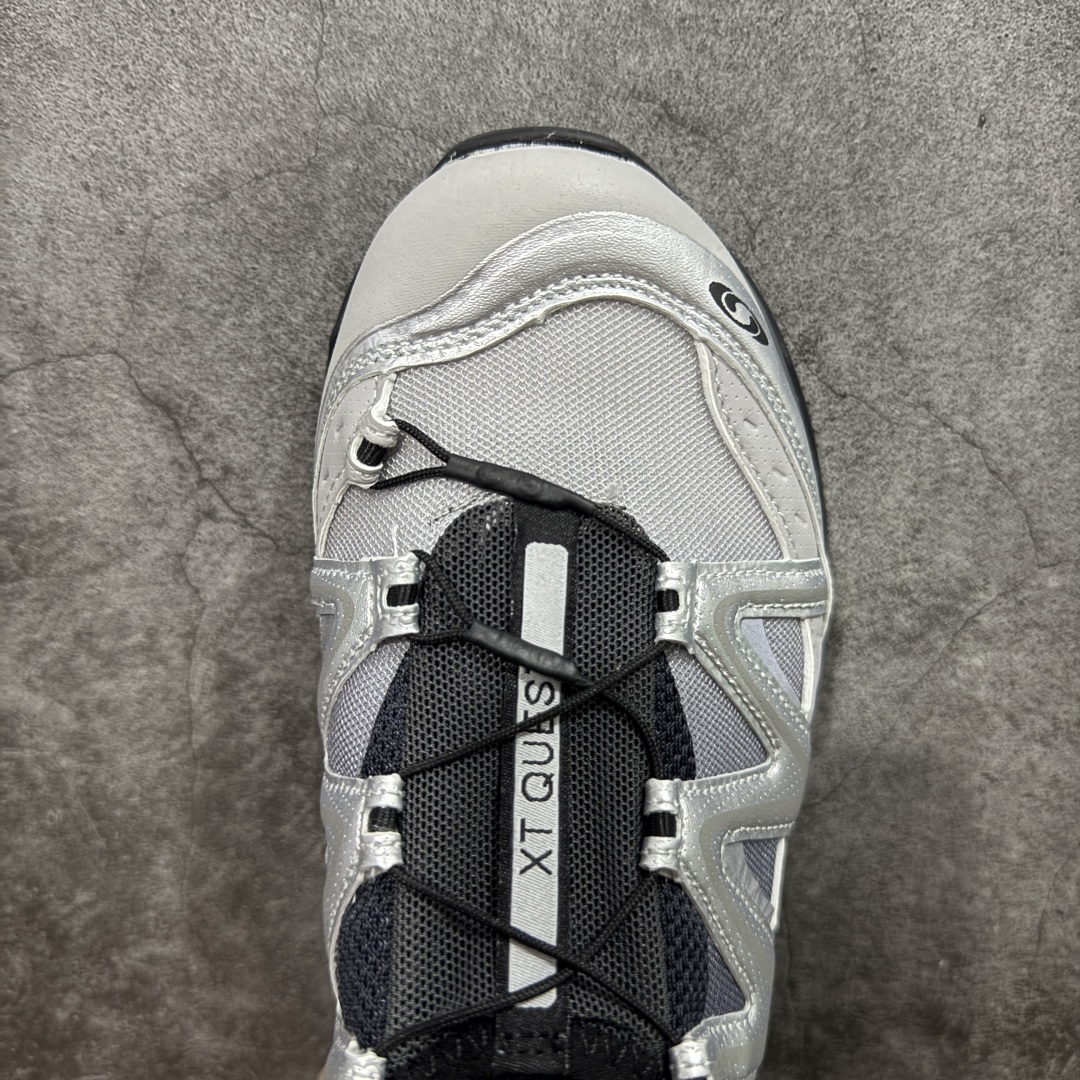 图片[5]-【W1版本】Salomon XT-QUEST ADV 萨洛蒙 时尚 舒适减震防滑耐磨 低帮跑步鞋 男女同款 478852 纯原外贸平台特供订单 耗时半年巨作 全套原纸板楦头开发 原厂特供网布配套加持 确保原汁原味 完美呈现版型 原档数据独家私模五层组合大底 男女鞋同步官方 原装Ortholite轻量化鞋垫 中底布带钢印编号 原厂TPU锁扣 进口港宝加持 后跟自然饱满 还原公司包裹性 基于 SALOMON 初代 XT 鞋身造型并搭载 4D ADVANCED CHASSIS™ 大底打造而成 为这款 XT-QUEST 带来了多项足部控制与保护等功能性 如在运动过程中控制左右晃动的过程而提高稳定性、改善长途越野过程中足中到足尖的过渡、提高感知岩石的精确度以抵抗尖锐物体对脚底的伤害以及采用动态缓冲来增强穿着舒适感 从而减轻疲劳感 使 XT-QUEST 成为一双舒适且安全的户外之履 尺码：36 36.5 37.5 38 38.5 39 40 40.5 41 42 42.5 43 44 44.5 45-选品中心