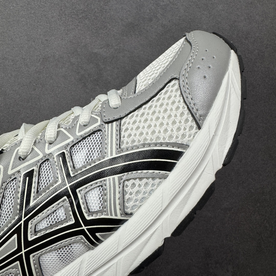 图片[5]-【K8版本】ASICS 亚瑟士 GEL-CONTEND 4缓震回弹透气跑步鞋 高颜值百搭入门级跑鞋 多层网面织物+植绒材质构成了亚瑟士logo图案，具有很高的品牌识别性。网面织物通风透气，植绒材料起到鞋面补强作用，提升跑鞋包裹性和使用寿命。亚瑟士核心就是稳定和缓震，即便GEL-CONTEND 4是最入门的产品，也还是有板有眼的。GEL-CONTEND 4的中底技术叫做AMPLIFOAM，表面上也就是EVA发泡材料的一种，在后跟下面植入GEL缓震胶，增加缓震能力。AHAR+防滑大底几乎布满整个鞋底，一方面能增加跑鞋的寿命，另外一方面在全掌覆盖同时能为足弓下方稳定性进行补强。 尺码：36-45 编码：YBB210220-选品中心