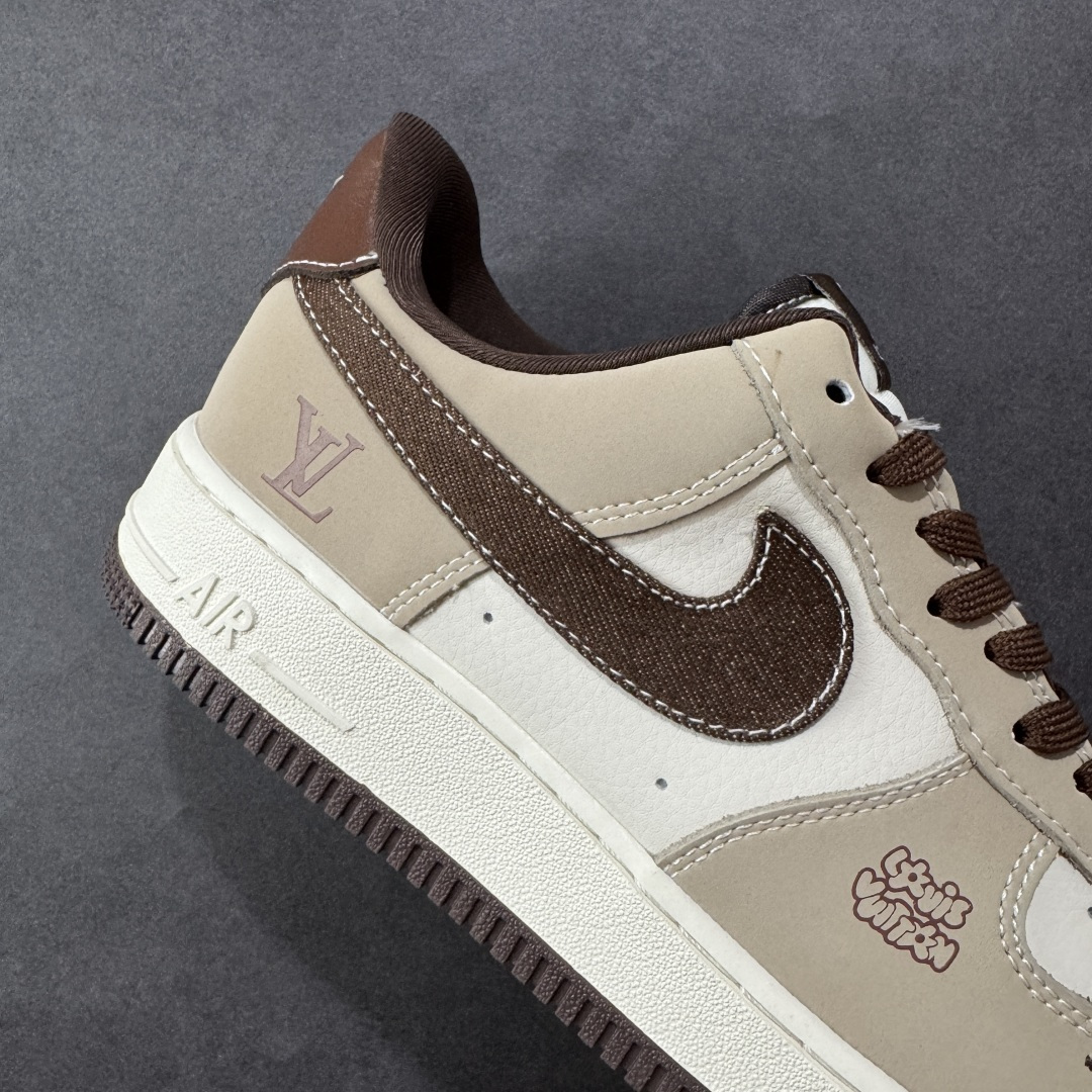 260 定制版 Nike Air Force 1'07 Low LV联名 棕布勾 空军一号低帮休闲板鞋 KK1988-091-Chinese UA Cheap High Quatity Brand Clothes Bags handbags Sneakers wholesale wholesaler seller from China Factory suppliers Fashion Clothing Shoes best Quality Beautiful Price 260 定制版 Nike Air Force 1'07 Low LV联名 棕布勾 空军一号低帮休闲板鞋 KK1988-091