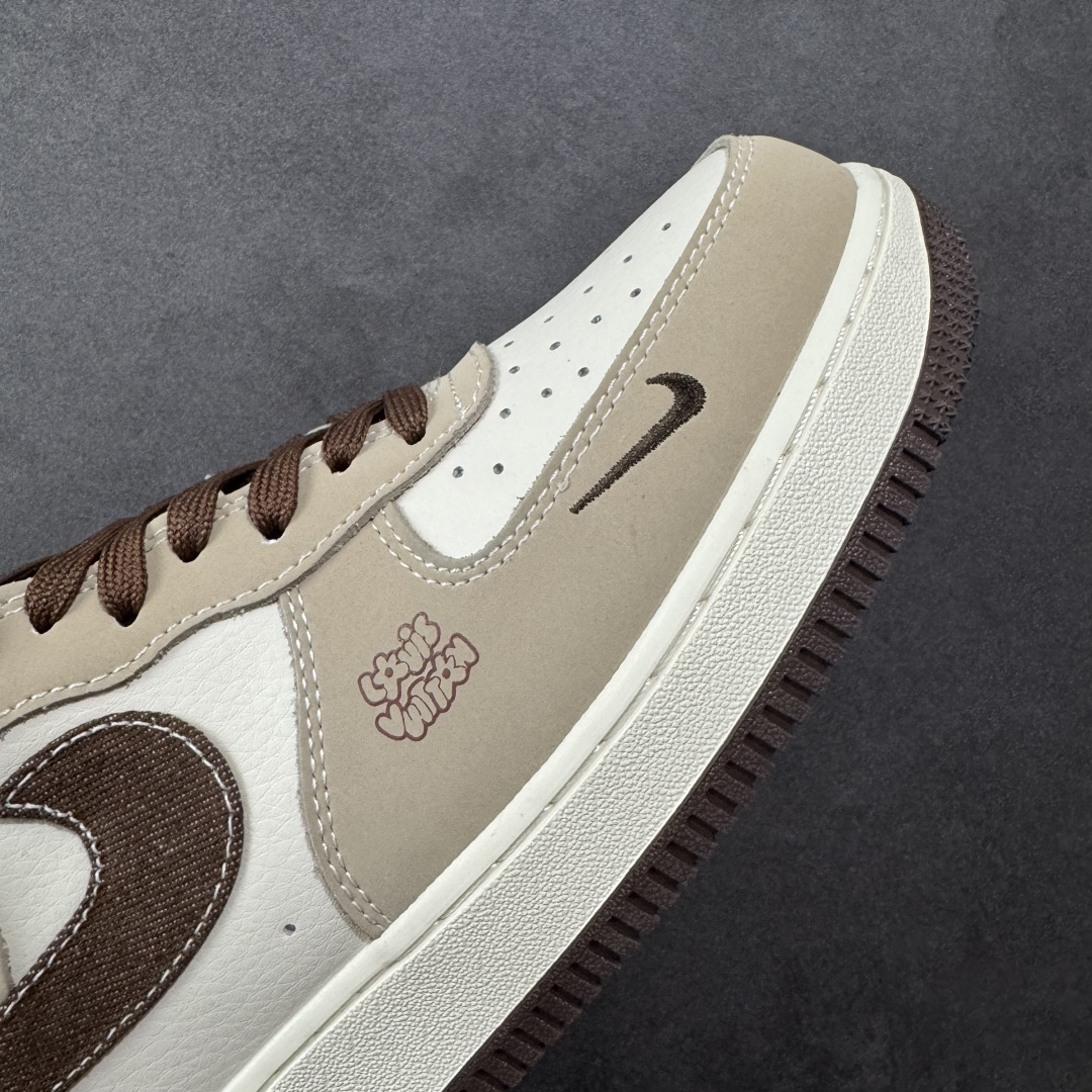260 定制版 Nike Air Force 1'07 Low LV联名 棕布勾 空军一号低帮休闲板鞋 KK1988-091-Chinese UA Cheap High Quatity Brand Clothes Bags handbags Sneakers wholesale wholesaler seller from China Factory suppliers Fashion Clothing Shoes best Quality Beautiful Price 260 定制版 Nike Air Force 1'07 Low LV联名 棕布勾 空军一号低帮休闲板鞋 KK1988-091