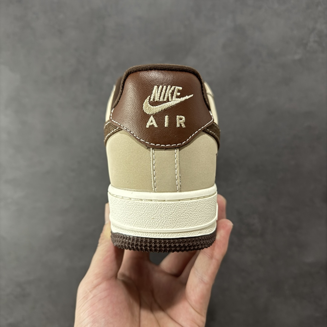 260 定制版 Nike Air Force 1'07 Low LV联名 棕布勾 空军一号低帮休闲板鞋 KK1988-091-Chinese UA Cheap High Quatity Brand Clothes Bags handbags Sneakers wholesale wholesaler seller from China Factory suppliers Fashion Clothing Shoes best Quality Beautiful Price 260 定制版 Nike Air Force 1'07 Low LV联名 棕布勾 空军一号低帮休闲板鞋 KK1988-091
