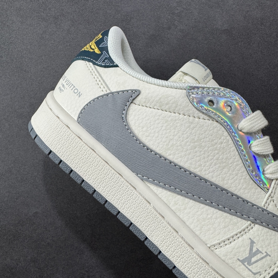 图片[6]-【定制版】Travis Scott x Nike Air Jordan 1 Low x Louis Vuitton Air Jordan 1 Low 反转灰白倒钩 纯原版本 全鞋采用原装头层皮，用料扎实 精雕细琢 鞋型极致还原 飞翼3D打印改良 深度立体 四线中底拉帮皮料选材 钢印 背胶一应俱全 全新批次 原装原模大底全鞋原厂定制皮料，手感细腻正确折边工艺 完美细节诠释 货号：XS7089 615 尺码：36 36.5 37.5 38 38.5 39 40 40.5 41 42 42.5 43 44 44.5 45 编码：HXSB330340-选品中心