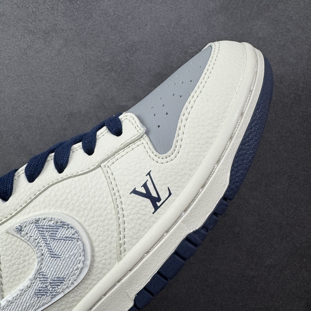 280 定制版 Louis Vuitton x Nk SB Dunk Low 定制配色 Lv联名 Dunk系列复古低帮休闲百搭板鞋 JP1628-038-Chinese UA Cheap High Quatity Brand Clothes Bags handbags Sneakers wholesale wholesaler seller from China Factory suppliers Fashion Clothing Shoes best Quality Beautiful Price 280 定制版 Louis Vuitton x Nk SB Dunk Low 定制配色 Lv联名 Dunk系列复古低帮休闲百搭板鞋 JP1628-038