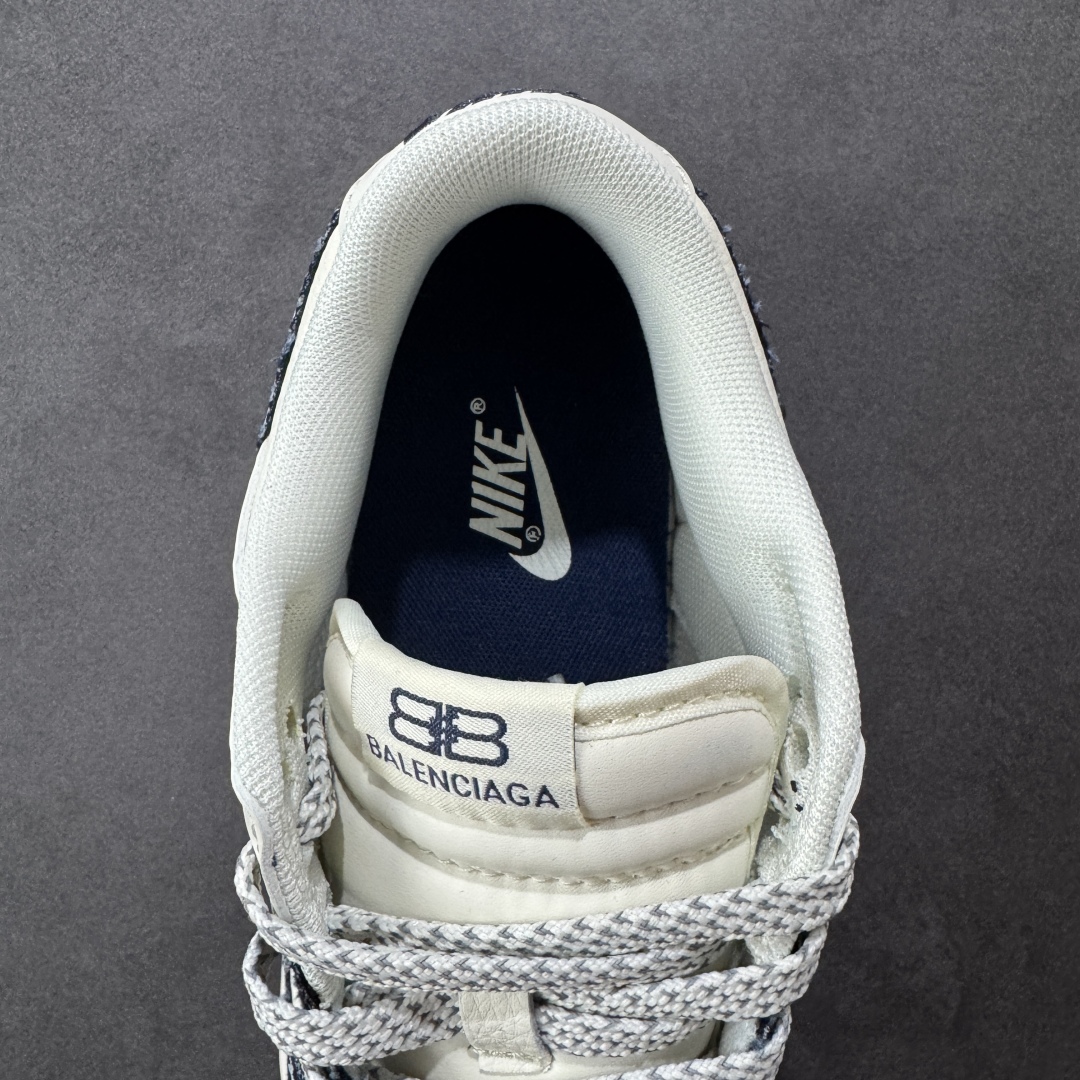 图片[7]-【定制版】Nike SB Dunk Low x Balenciaga 黑白小勾满天星 纯原大厂出品 原装头层材料 独家版型蒸餾加工 帶來的是更好的视觉和脚感体验 大厂纯原品质出货 清洁度 电绣工艺 皮料切割干净无任何毛边 细节完美 货号：XD1588 231 尺码：36 36.5 37.5 38 38.5 39 40 40.5 41 42 42.5 43 44 44.5 45 编码：QFB310320-选品中心