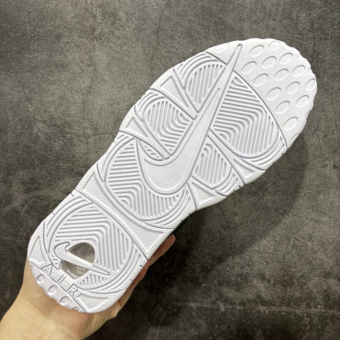 图片[9]-【CK纯原版】Nike Air More Uptempo 原装皮蓬 全新批次 Air More Uptempo绝对是耐克篮球鞋历史上最耀眼的里程碑之一，耐克一直以来都以不停的提升气垫容量来捍卫气垫的地位，当前后掌的花样全部玩尽之后，耐克终于还是打出了奠定王朝基础的一张牌：全掌外露气垫，U型气垫和Max Air的搭配是当时最切合实际的全掌气垫组合 货号：FZ3055-102 尺码：36-47.5-选品中心