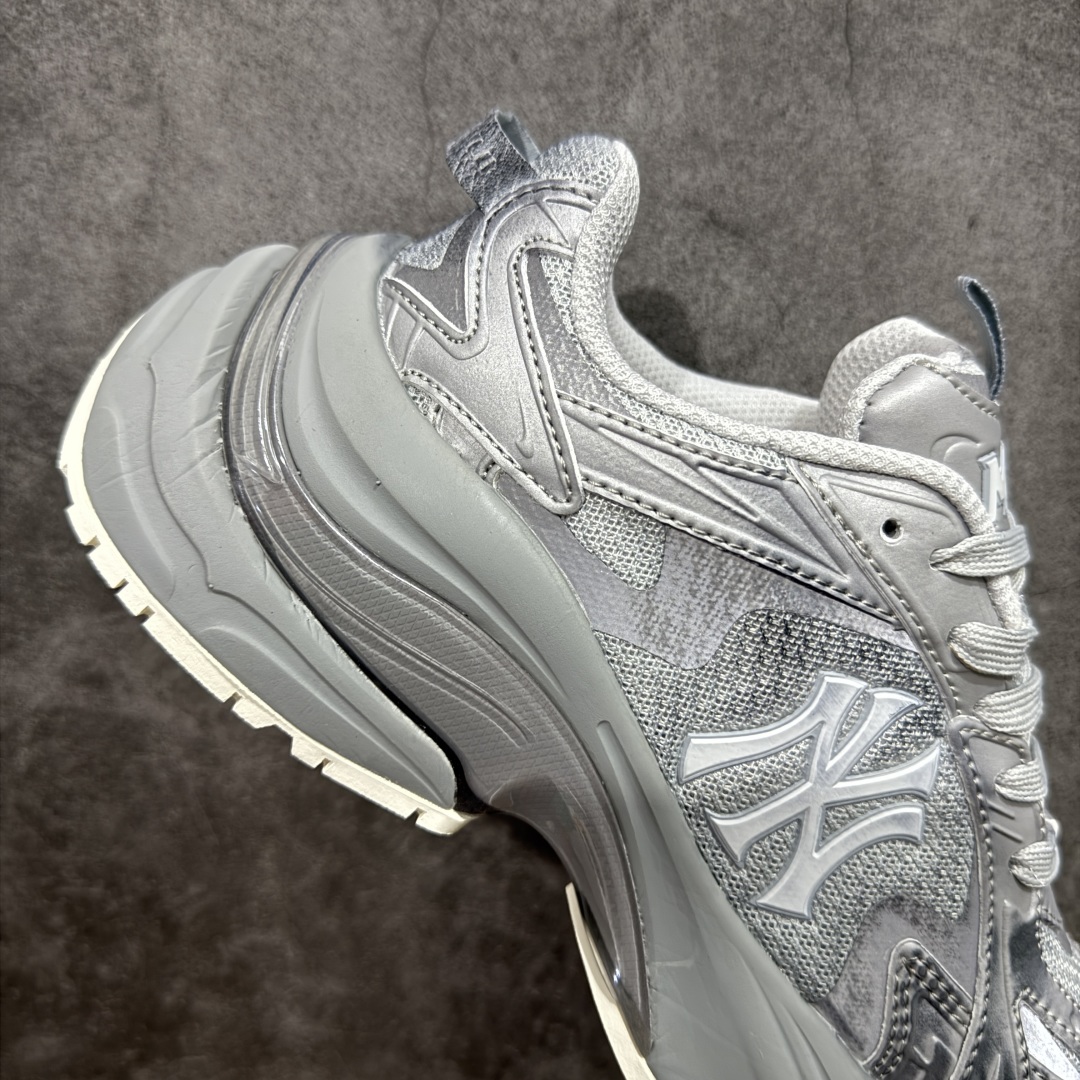 图片[7]-【纯原版】韩国洋基队NY大标潮流老爹鞋 MLB小白鞋复古轻便增高运动鞋新款绑带时尚潮流百搭 原材料打造 原楦原档案数据开发版型 完美鞋头弧度/后套收口效果🆚市面文案版本‼️ 原厂立体填充鞋舌海绵 中底注胶孔原数据开发模具大底 原厂转印标 保证不掉字 内增高6cm 原厂1：1模具开发 原厂进口纳米材质 原厂 全套手提袋 原盒雷射防伪标包装 天猫订单品质 官网尺码35 36 36.5 37.5 38 38.5 39 40 40.5 41 42 42.5 43 44 45-选品中心