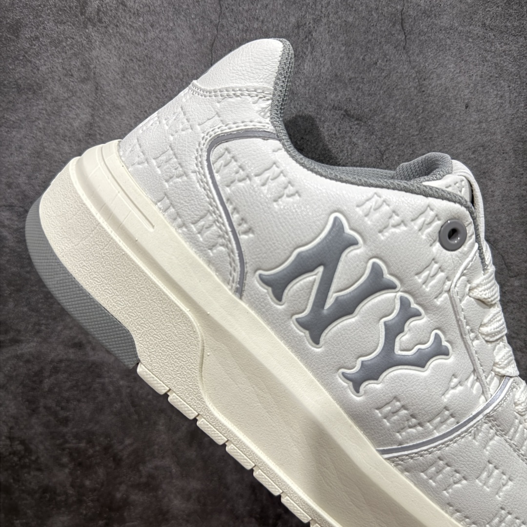 图片[7]-【纯原版】韩国洋基队NY大标潮流老爹鞋 MLB小白鞋市面上唯一顶级纯原版本 原材料打造 原楦原档案数据开发版型 完美鞋头弧度/后套收口效果🆚市面文案版本‼️ 原厂立体填充鞋舌海绵 中底注胶孔原数据开发模具大底 原厂转印标 保证不掉字 内增高6cm 原厂1：1模具开发 原厂进口纳米材质 原厂 全套手提袋 原盒雷射防伪标包装 天猫订单品质 官网尺码35 36 36.5 37.5 38 38.5 39 40 40.5 41 42 42.5 43 44 44.5 45-选品中心