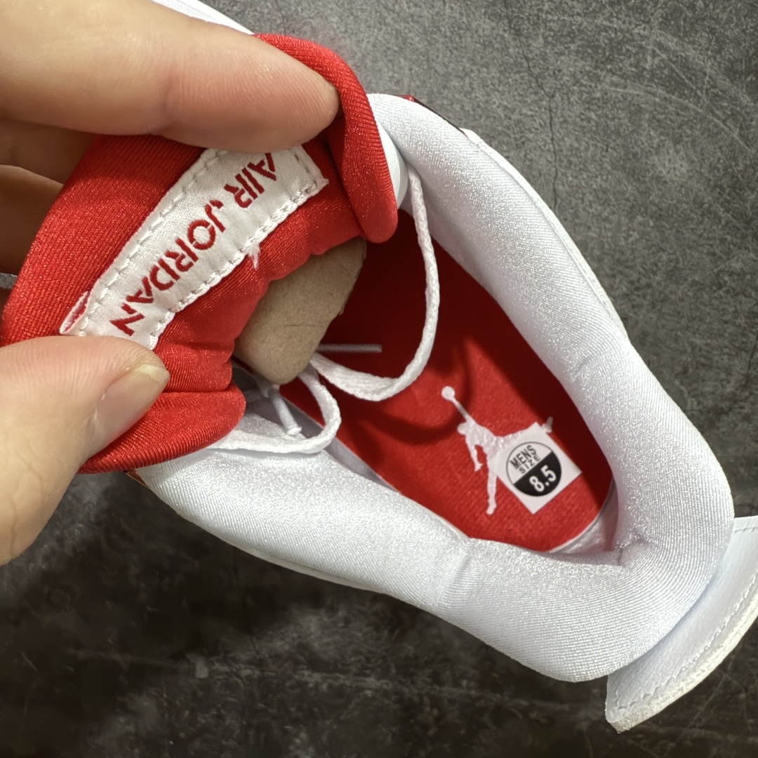 图片[7]-【原厂版】 Air Jordan AJ4 Retro 白红扣CT8527-112 全新升级改良 原鞋原楦原纸板同源开发 完美呈现乔4的版型 内侧正确双色网格 还原细节 原厂皮料 正确气垫颜色 正确网格工艺 正确拉帮工艺 全鞋原装材料制作 原档案原模具打造 支持全方位与正品对比 尺码：40 40.5 41 42 42.5 43 44 44.5 45 46 47.5-选品中心