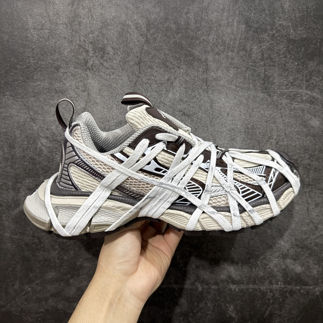 【TG版】巴黎3XL 蜘蛛侠绑带 灰咖色 Balenciaga巴黎世家 24ss 绑带做旧款 巴黎十代网眼潮流百搭低帮老爹鞋 皮料钢丝纹高频工艺 整体鞋面及大底做旧 网眼破坏磨毛效果 各个方面均无可挑剔 尺码:35-46 偏大一码 建议比正常运动鞋买小一号-选品中心