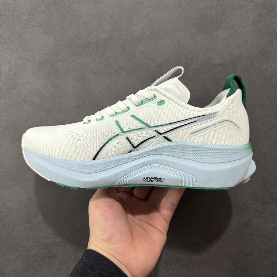 图片[2]-【公司级】Asics Gel-Kayano 32 亚瑟士卡亚诺32代低帮专业有氧超轻量休闲运动全能慢跑鞋 全球知名运动品牌ASICS正式推出新款GEL-KAYANO 32跑鞋，旨在通过全新稳定结构以提升产品可适性，满足跑者的足部稳定需求，让每一位跑者从起跑到结束都能够感受到焕然一新的稳定性与舒适性，从而帮助更多人找到身心平衡，获得自在舒适的健康生活方式。秉持着ASICS亚瑟士的设计哲学，全新一代GEL-KAYANO 32应运而生。为进一步升级产品的稳定性，GEL-KAYANO 采用了全新4D引导系统，通过内侧稳定装置提升可适性，满足足部稳定需求，帮助足弓迅速返回到平衡位置。作为基于生物力学研究打造的全新稳定结构，4D引导系统不仅提升了跑鞋对双脚的支撑性，它还将人体不同的运动状态纳入设计考量，帮助跑者在多种跑动强度下获得充足的稳定性和理想的舒适度。 尺码： 40 40.5 41.5 42 42.5 43.5 44 44.5 45-选品中心