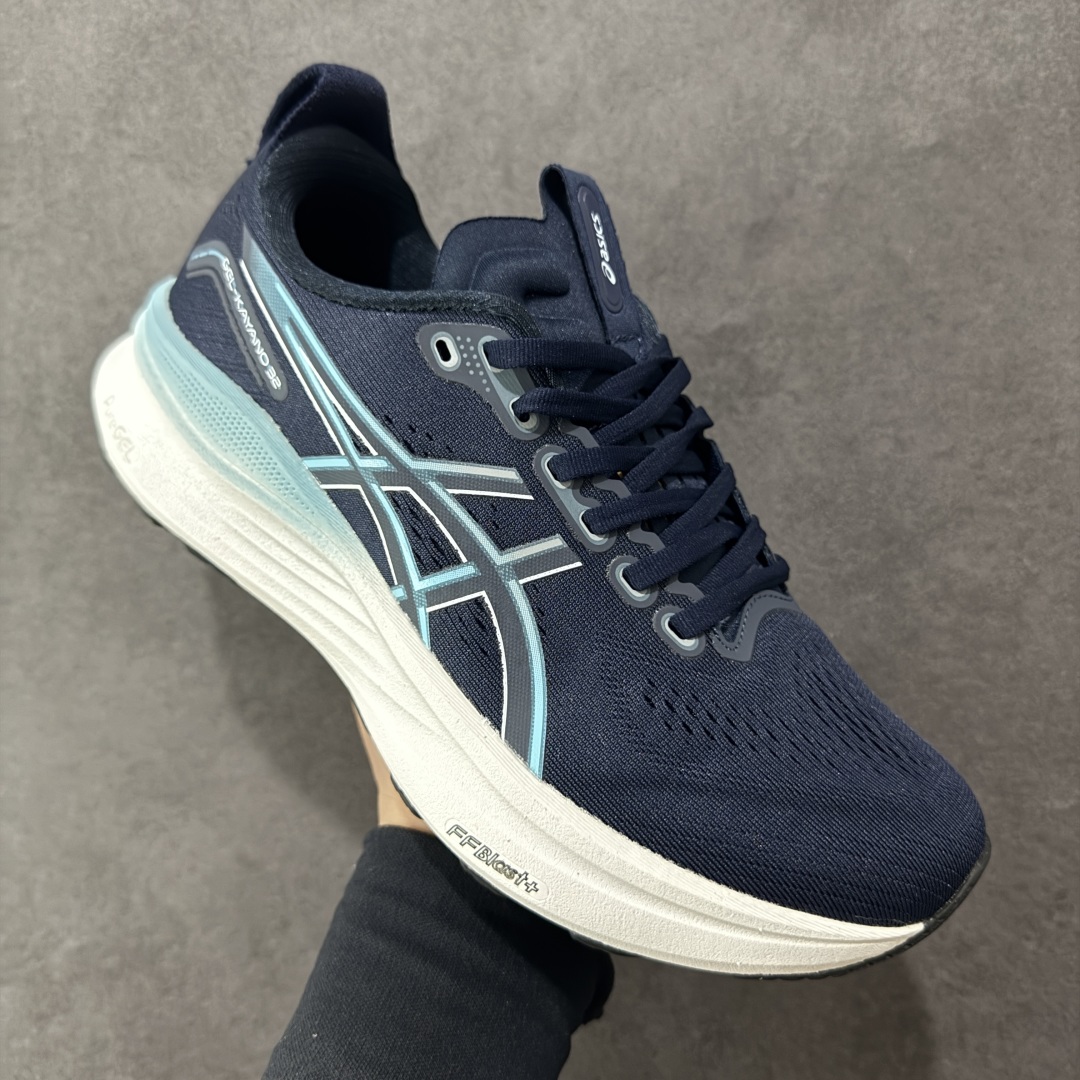 图片[3]-【公司级】Asics Gel-Kayano 32 亚瑟士卡亚诺32代低帮专业有氧超轻量休闲运动全能慢跑鞋 全球知名运动品牌ASICS正式推出新款GEL-KAYANO 32跑鞋，旨在通过全新稳定结构以提升产品可适性，满足跑者的足部稳定需求，让每一位跑者从起跑到结束都能够感受到焕然一新的稳定性与舒适性，从而帮助更多人找到身心平衡，获得自在舒适的健康生活方式。秉持着ASICS亚瑟士的设计哲学，全新一代GEL-KAYANO 32应运而生。为进一步升级产品的稳定性，GEL-KAYANO 采用了全新4D引导系统，通过内侧稳定装置提升可适性，满足足部稳定需求，帮助足弓迅速返回到平衡位置。作为基于生物力学研究打造的全新稳定结构，4D引导系统不仅提升了跑鞋对双脚的支撑性，它还将人体不同的运动状态纳入设计考量，帮助跑者在多种跑动强度下获得充足的稳定性和理想的舒适度。 尺码： 40 40.5 41.5 42 42.5 43.5 44 44.5 45-选品中心