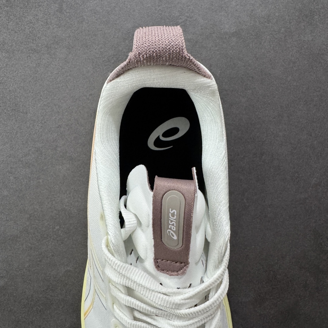 图片[7]-【公司级】Asics Gel-Kayano 32 亚瑟士卡亚诺32代低帮专业有氧超轻量休闲运动全能慢跑鞋 全球知名运动品牌ASICS正式推出新款GEL-KAYANO 32跑鞋，旨在通过全新稳定结构以提升产品可适性，满足跑者的足部稳定需求，让每一位跑者从起跑到结束都能够感受到焕然一新的稳定性与舒适性，从而帮助更多人找到身心平衡，获得自在舒适的健康生活方式。秉持着ASICS亚瑟士的设计哲学，全新一代GEL-KAYANO 32应运而生。为进一步升级产品的稳定性，GEL-KAYANO 采用了全新4D引导系统，通过内侧稳定装置提升可适性，满足足部稳定需求，帮助足弓迅速返回到平衡位置。作为基于生物力学研究打造的全新稳定结构，4D引导系统不仅提升了跑鞋对双脚的支撑性，它还将人体不同的运动状态纳入设计考量，帮助跑者在多种跑动强度下获得充足的稳定性和理想的舒适度。 尺码： 40 40.5 41.5 42 42.5 43.5 44 44.5 45-选品中心