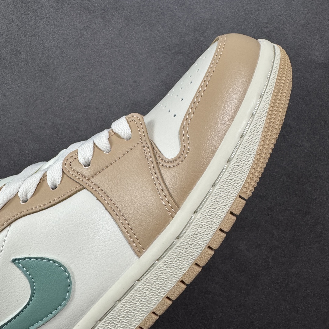 图片[5]-【K版】Air Jordan AJ1 Low 低帮 卡其绿 DC0774-130 全新流水线出品 市场第二梯队最强版 全部原鞋开发 原楦原纸板开发 全鞋电脑针车 原厂内置全掌气垫 原盒内在原标 唯一Zp原版鞋带绑法 免检产品 全新2022版型 全头层皮料 完美零毛边处理 原厂配置全掌气垫 价格定位良心 新配色陆续出货 尺码：36 36.5 37.5 38 38.5 39 40 40.5 41 42 42.5 43 44 44.5 45 46-选品中心