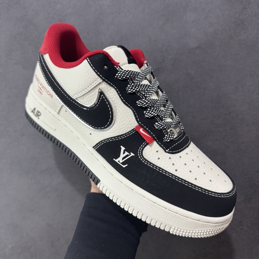 图片[3]-【定制版】NIke Air Force 1 \’07 Low “LV联名——双拼黑红”空军一号 低帮 运动鞋 休闲鞋 折边针车 工艺难度大 原楦头原纸板 原装鞋盒 定制五金配件 内置全掌气垫 原厂鞋底 货号：CS5288-022 尺码：36 36.5 37.5 38 38.5 39 40 40.5 41 42 42.5 43 44 44.5 45 编码：HXS320330-选品中心