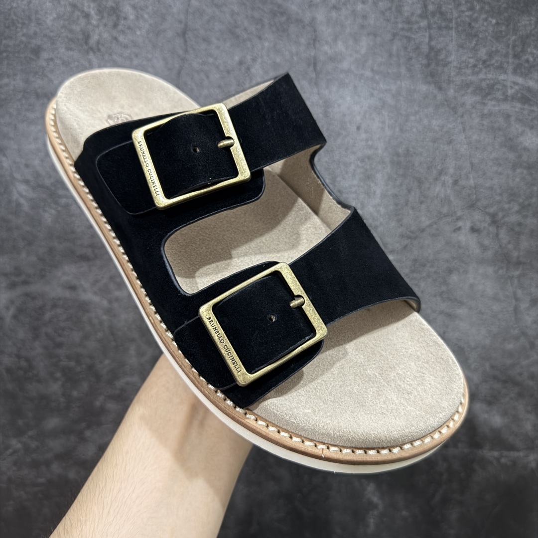 图片[3]-【佛山超a版】Brunello Cucinelli，BC 2025ss新款拖鞋出货 黑色Logo二字麂皮凉拖，复古简约又不失时尚感，搭在任何穿搭上，都能轻松提升整体造型的精致度，每一步都走出随性自在 ，原版抽屉式包装，精致而大气i！ 面料：反毛皮 大底：超轻橡胶发泡 尺码：男款39-45-选品中心