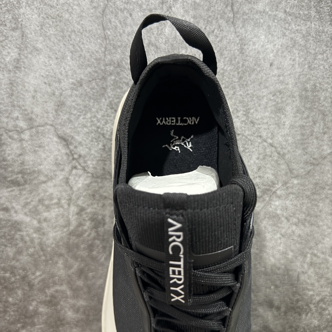 图片[8]-【公司级】Arcteryx始祖鸟 Vertex Alpine 舒适 防滑耐磨 低帮 徒步鞋 男款 灰色 官方同步上架适合技术路线单日徒步穿着 aeriosflgtx鞋受到长途野外跑步鞋的启发 适合在变化的地形上进行快速轻快的徒步旅行穿着，舒适而有支撑性，使您充满信心。该设计与脚部融为一体，可最大限度地减少摩擦，gore-tex保护膜网砂，采用gore隐形适体(invisiblefit)技术，更轻薄舒适。敏捷、稳定和技术路线上的自信源于vibram® megagrip外底、压缩eva内底以及一体的tpu。 尺码：39-44-选品中心