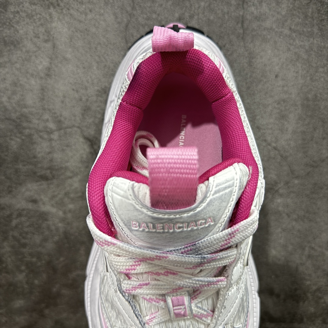 图片[8]-【纯原OK版本】Balenciaga 巴黎世家 6XL 复古老爹鞋 专柜同步包装 原装大盒 全套原纸板楦头开发 最原汁原味的灵魂版型 全鞋荧光划线卡点 胶水把控整洁度追求极致完美 每一双都是工艺品 多重QC质检 实实在在的免检产品 原盒原配 正确字体电绣 粗细、位置、大小正确 侧边TPU 透气孔匹配意产原版 正确分离大底 TPU软底 原版一致大底LOGO 立体感十足 尺码：35 36 37 38 39 40 41 42 43 44 45 46 偏大-选品中心