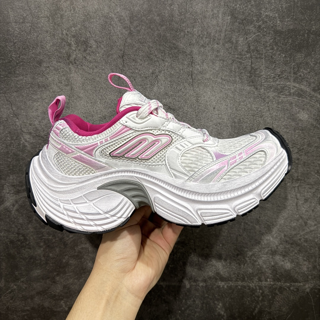 【纯原OK版本】Balenciaga 巴黎世家 6XL 复古老爹鞋 专柜同步包装 原装大盒 全套原纸板楦头开发 最原汁原味的灵魂版型 全鞋荧光划线卡点 胶水把控整洁度追求极致完美 每一双都是工艺品 多重QC质检 实实在在的免检产品 原盒原配 正确字体电绣 粗细、位置、大小正确 侧边TPU 透气孔匹配意产原版 正确分离大底 TPU软底 原版一致大底LOGO 立体感十足 尺码:35 36 37 38 39 40 41 42 43 44 45 46 偏大-选品中心