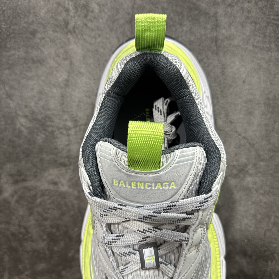 图片[8]-【纯原OK版本】Balenciaga 巴黎世家 6XL 复古老爹鞋 专柜同步包装 原装大盒 全套原纸板楦头开发 最原汁原味的灵魂版型 全鞋荧光划线卡点 胶水把控整洁度追求极致完美 每一双都是工艺品 多重QC质检 实实在在的免检产品 原盒原配 正确字体电绣 粗细、位置、大小正确 侧边TPU 透气孔匹配意产原版 正确分离大底 TPU软底 原版一致大底LOGO 立体感十足 尺码：35 36 37 38 39 40 41 42 43 44 45 46 偏大-选品中心